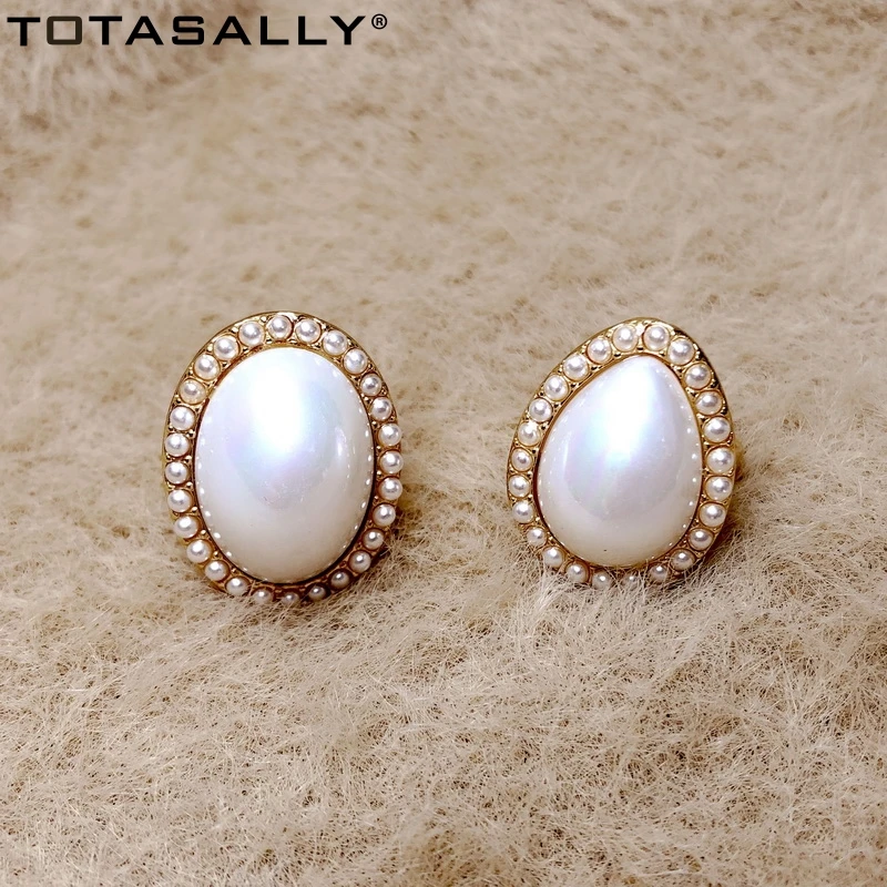 

TOTASALLY Baroque Style women's Rings for party Fashion Big Simulated Pearl Rings Ladies Pendant Jewelry Gifts Dropship