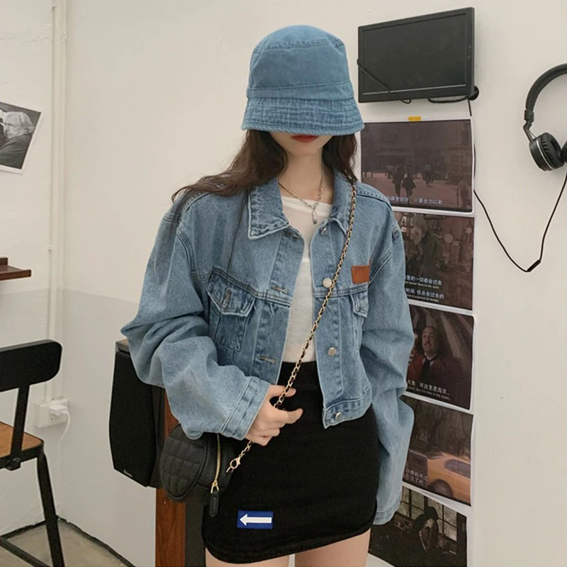 

Куртка женская джинсовая короткая в стиле ретро, уличная одежда в стиле хип-хоп, Повседневная модная классическая в стиле пэчворк с кармана...