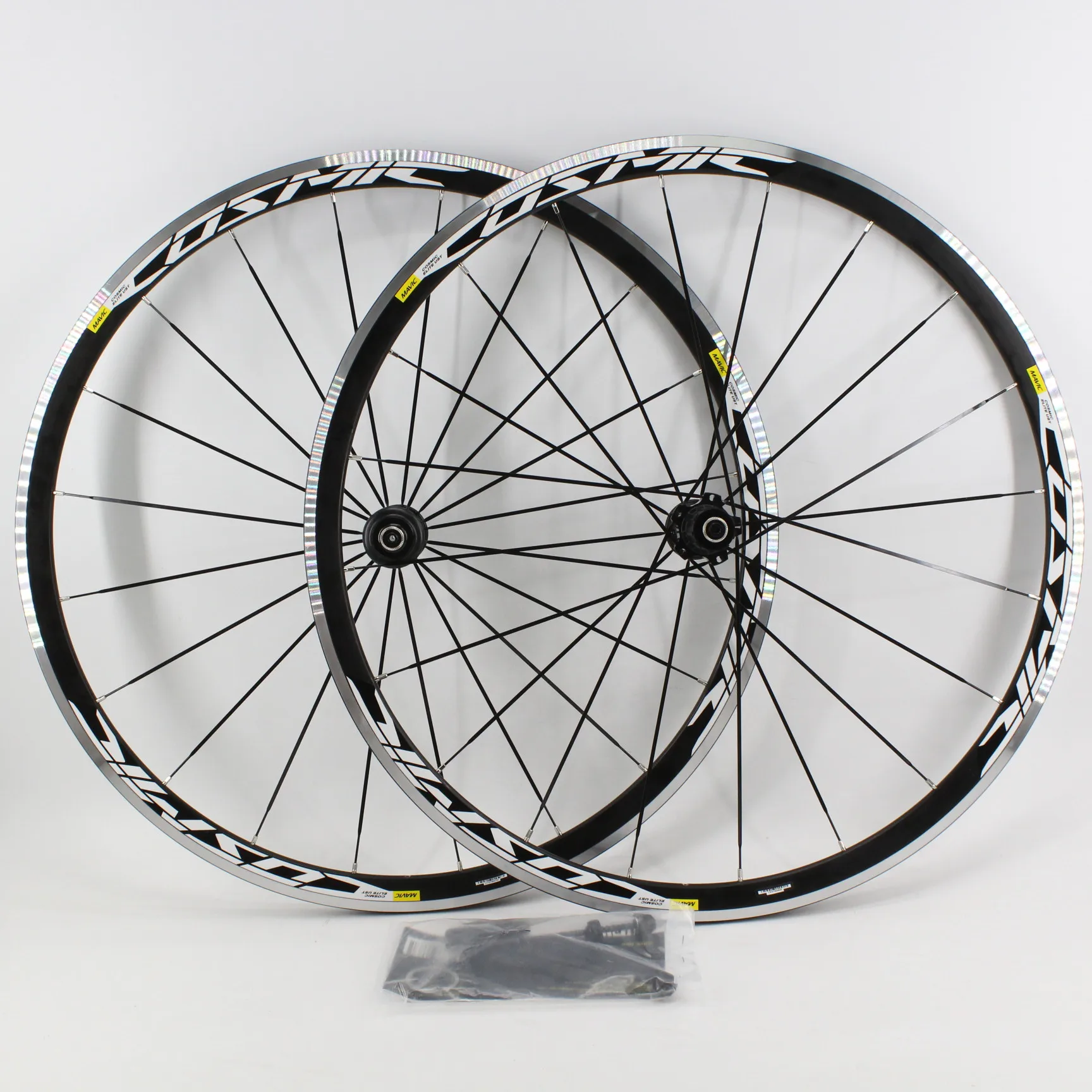 

Newest UST 18 style 700C Racing Road bike Aluminum alloy bicycle wheelset clincher rims lightest use for 8/9/10/11S Free ship