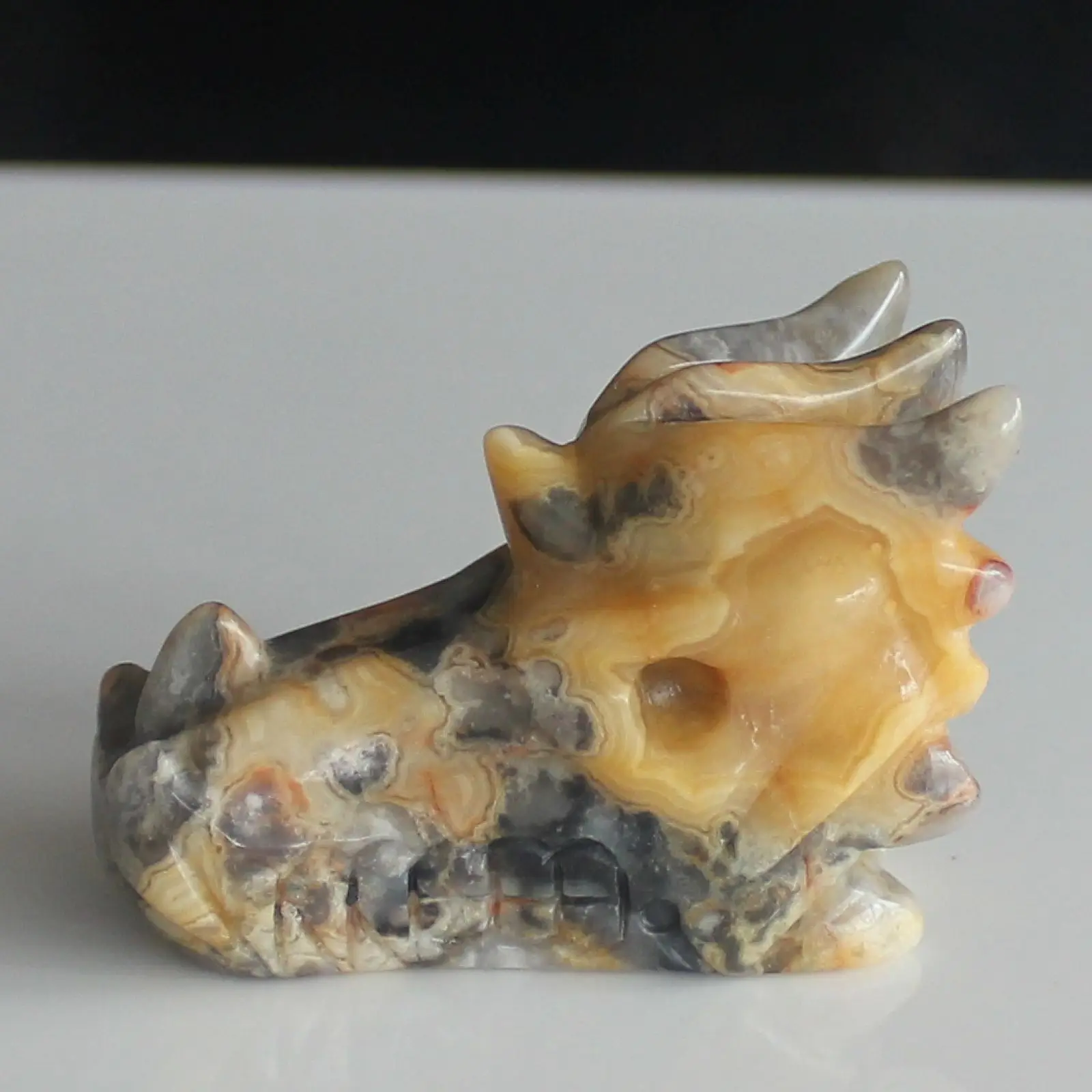 

2'' Hand Carved crazy lace agate Dragon Skull Head Figurine Carving Craft Sculpture Home Decoration