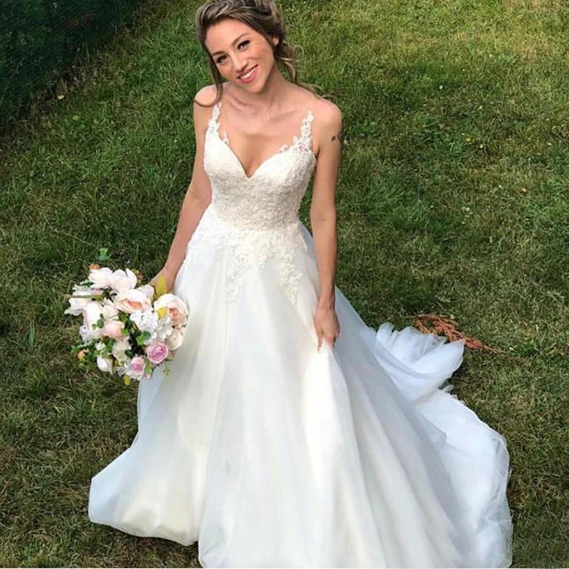 

Vintage Wedding Dress 2021 V-Neck Appliques Tulle A-Line Wedding Gowns Custom Made White Ivory Backless Bride Dress