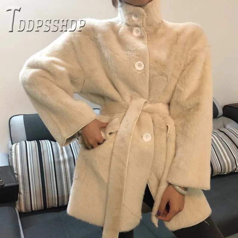 

Женское пальто из искусственного кроличьего меха, зимнее теплое пальто с ремешком на талии, 3 цвета на выбор, 2019