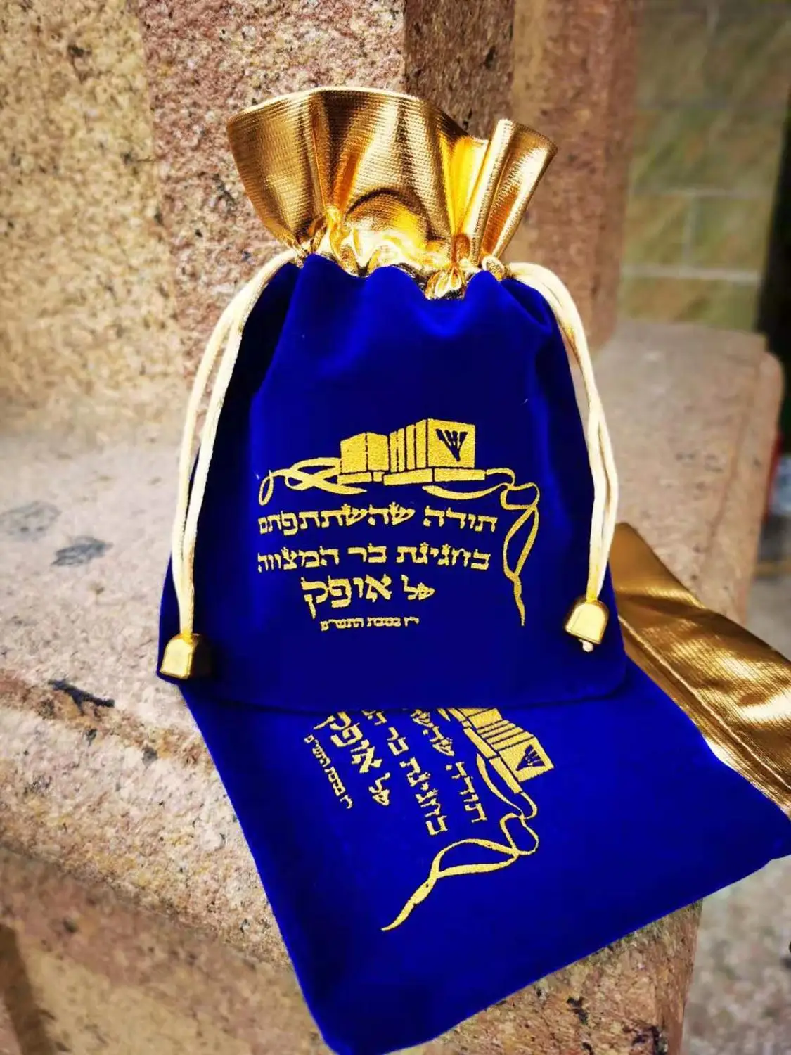 Blue Velvet Gift Bags with Gold Mouth Custom Logo Sack 9x12cm 12x16cm Eyelashes Makeup Jewelry Pouch