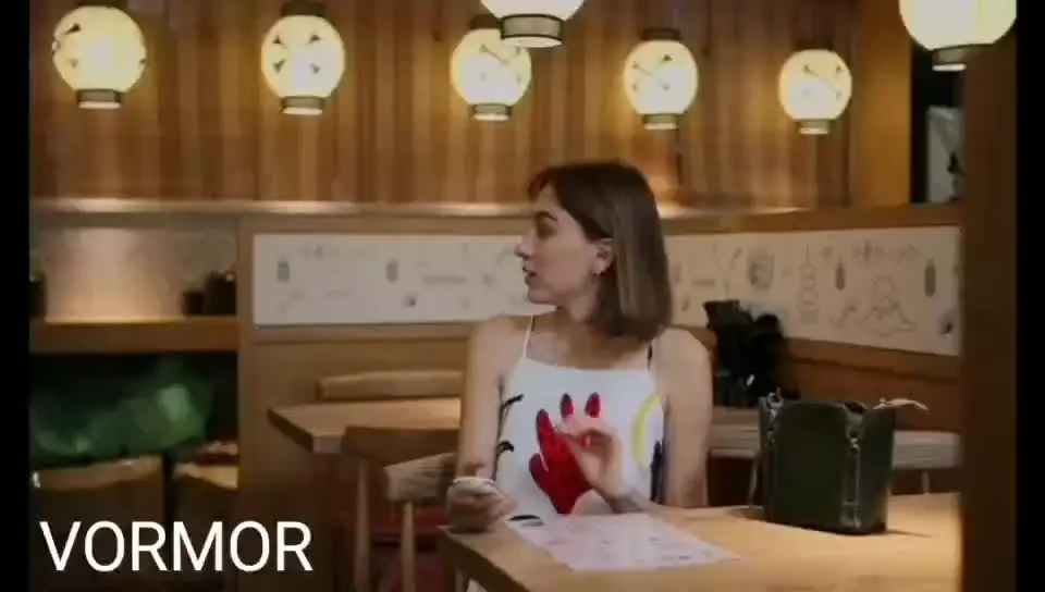 

Wifi Instant Voice Mini Translator Touch Screen 106 Languages Translating Device