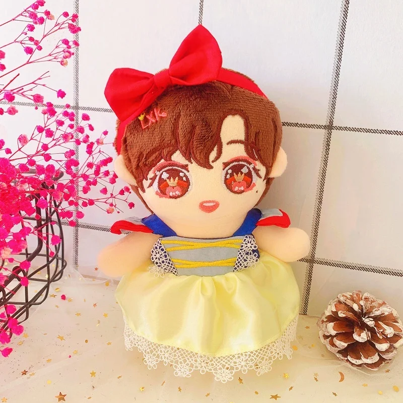 

Doll's Replaceable Clothes Toy Baby Wear 20cm Plush Toy Clothing Idol Toy Christmas Gifts