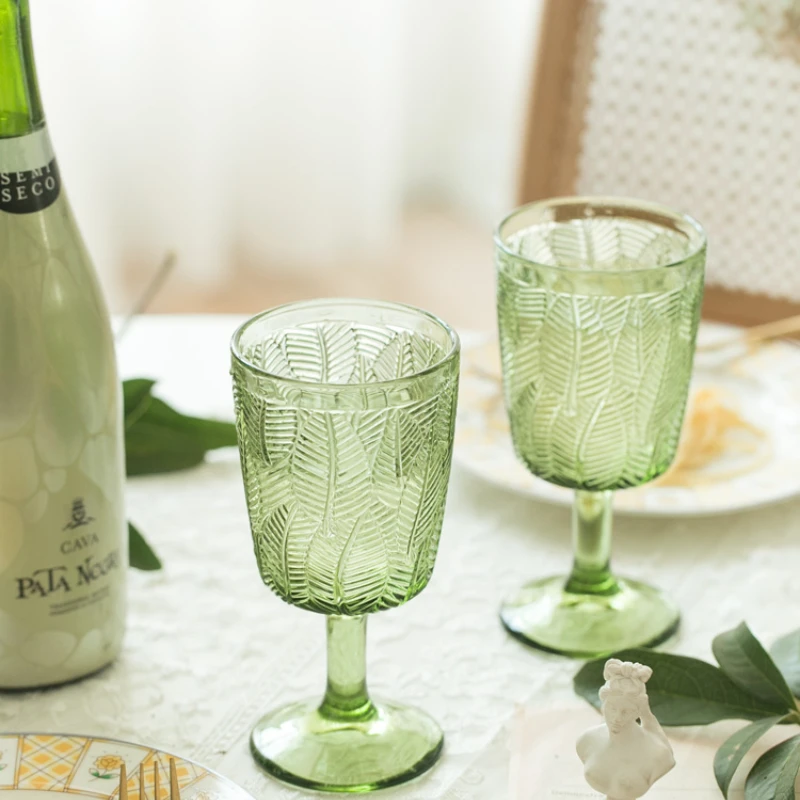 

Glass Embossed Goblets Vintage Green Fresh Leaves Goblets Home Hotel Wine Cups Drink Cups Wine Glasses