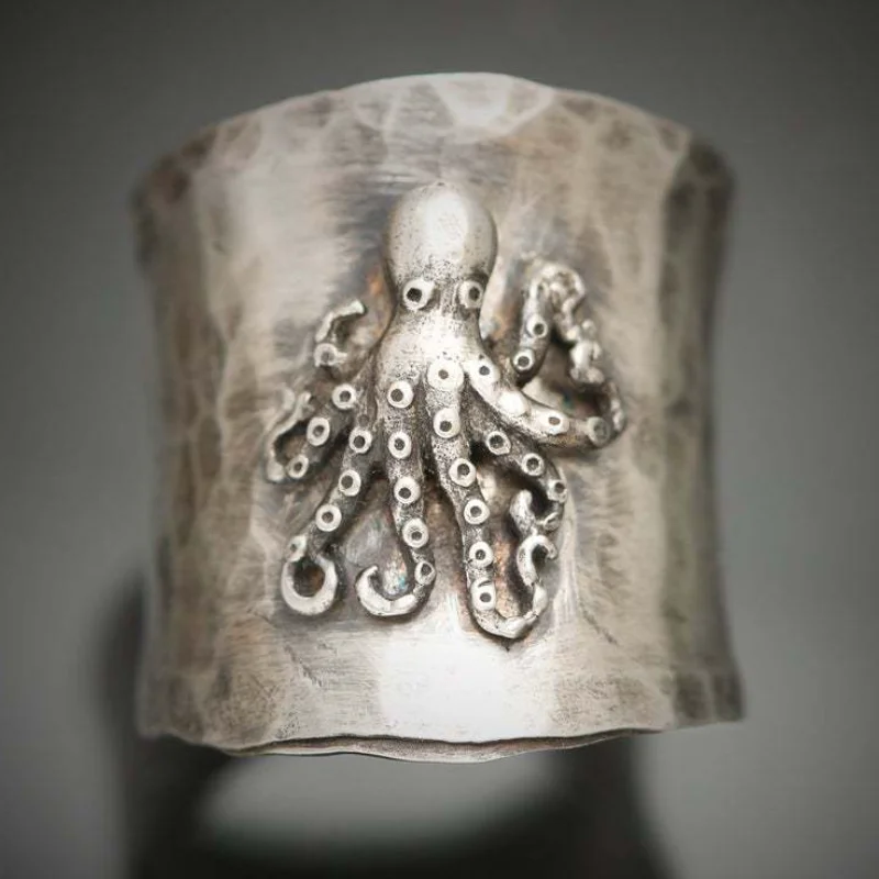 

Fashion 2021 New Vintage Silver Color Octopus Rings For Women Men Designer Female Male Punk Jewelry Party Accessories Gift