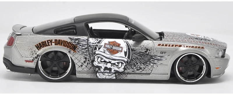 Maisto 1/24 1:24 2011 Ford Mustang GT Harley Edition спортивный гоночный автомобиль Транспортное средство литье под давлением дисплей Модель игрушки для детей мальчиков и девочек