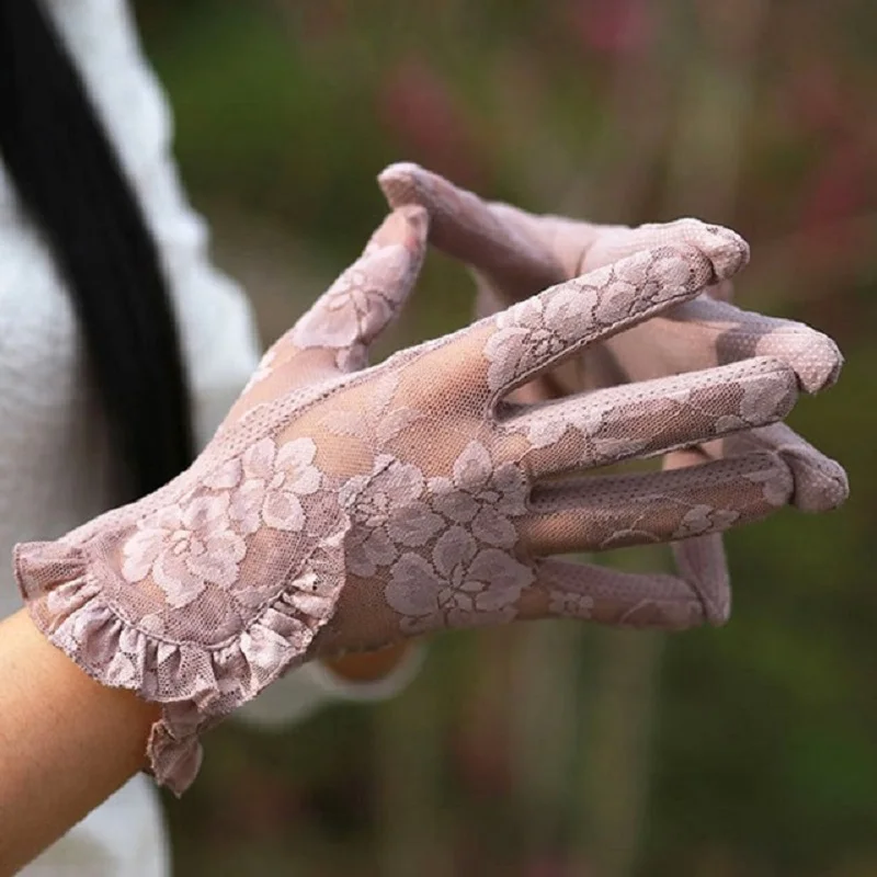 

Fashion Sexy Lace Touch Screen Gloves Summer Sunscreen Ladies Anti-UV Driving Anti-Skid Cycling Lace Lotus Leaf Gloves