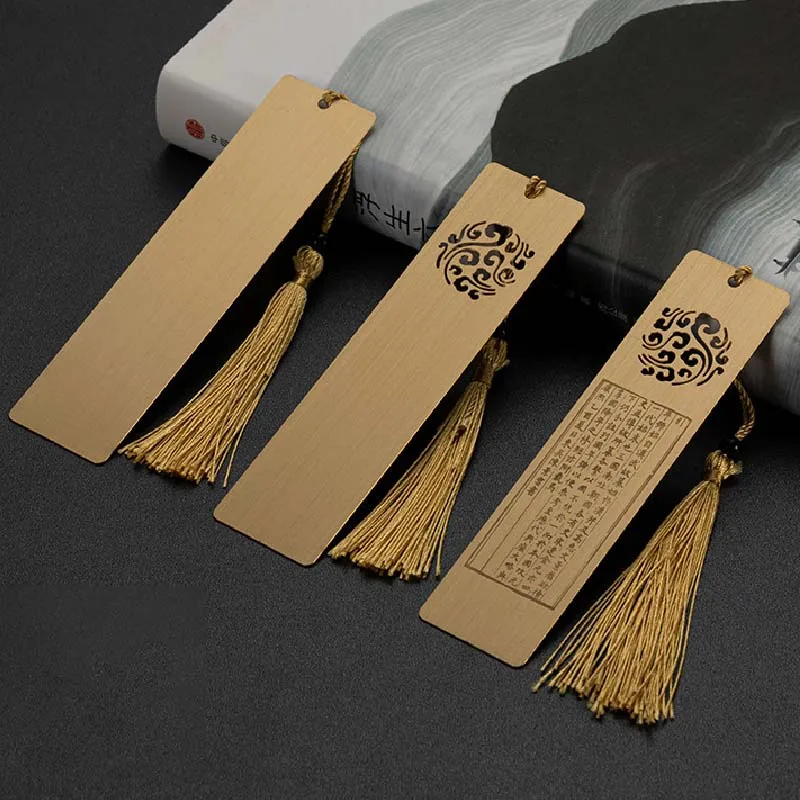 

1PC Chinese Style Retro Brass Hollow Bookmark with Tassel Pendant Creative Gift for Friends Students Stationery School Supplies