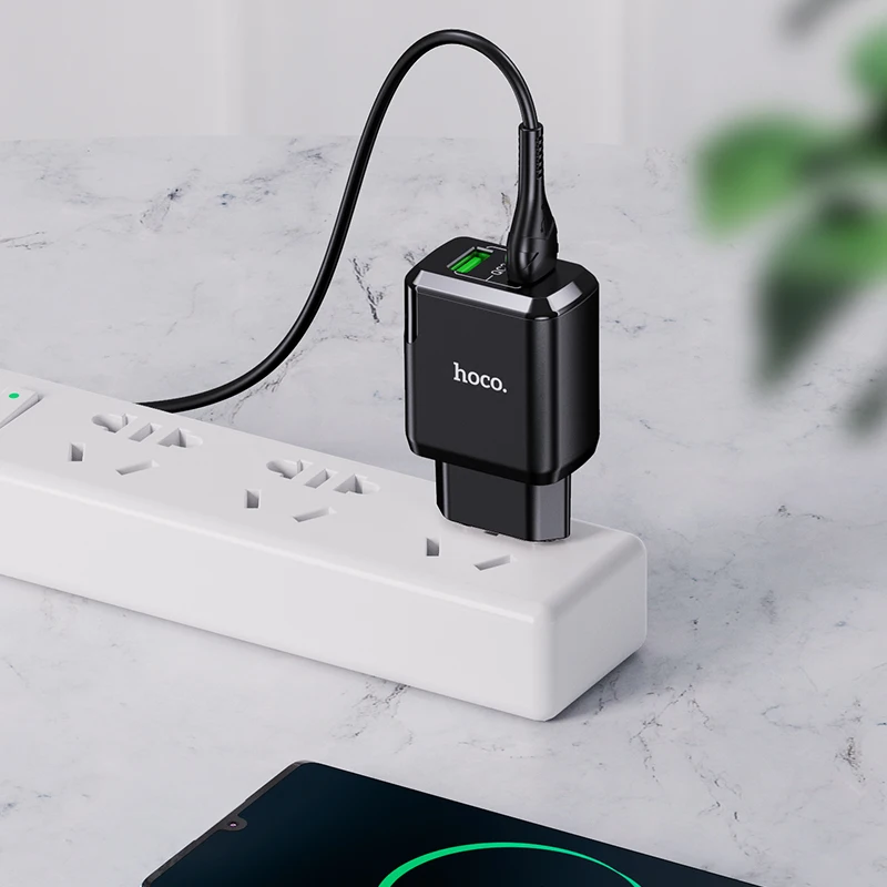 Фото Зарядное устройство Hoco с двумя USB-портами и европейской вилкой 18 Вт Мобильные Зарядное устройство Hoco с двумя USB-портами и европейской вилкой 18 Вт Мобильные