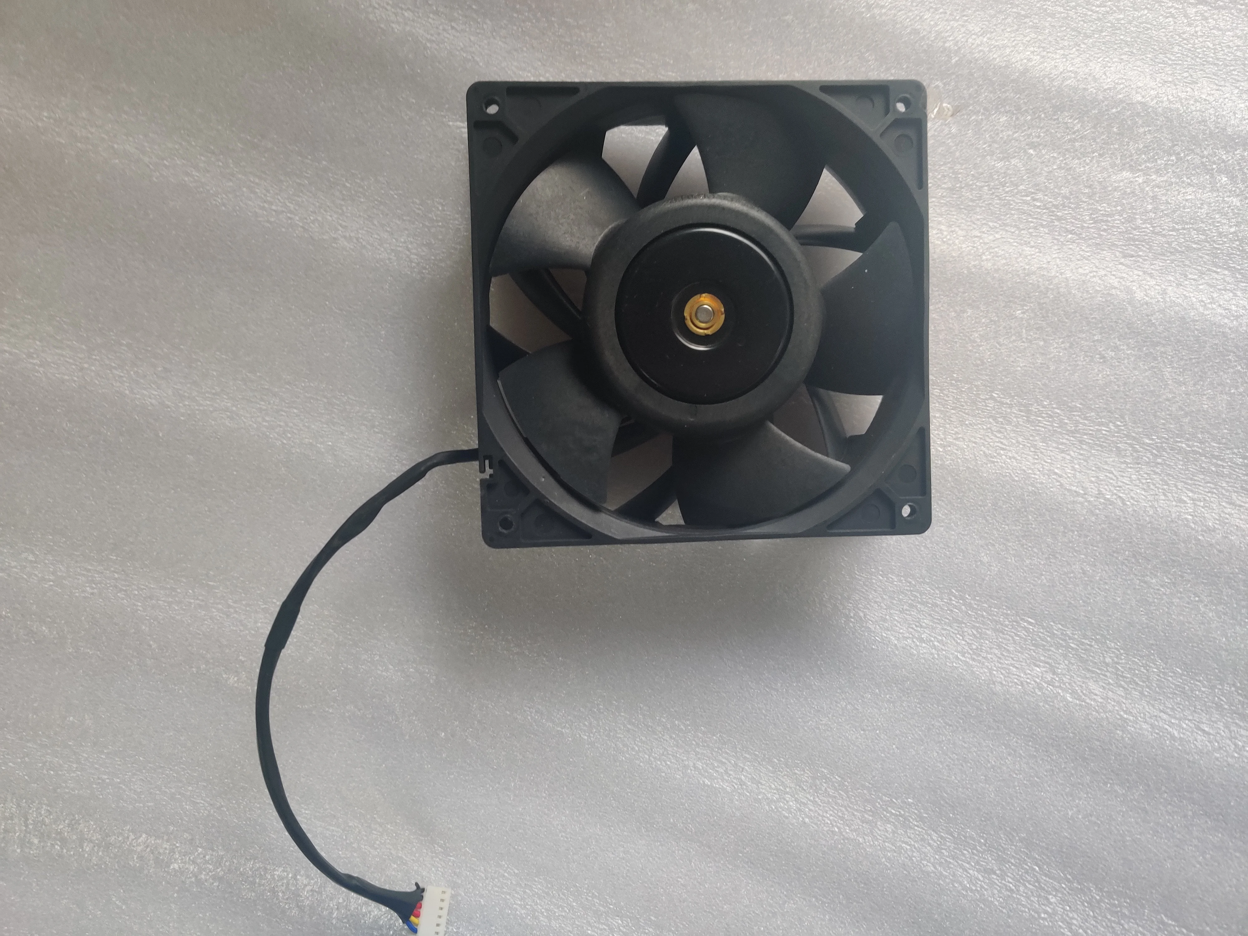 

Bitcoin BTC BCH Miner Fan Cooling 14cm Fan for ASIC miner WhatsMiner M20S M21S M30S M31S