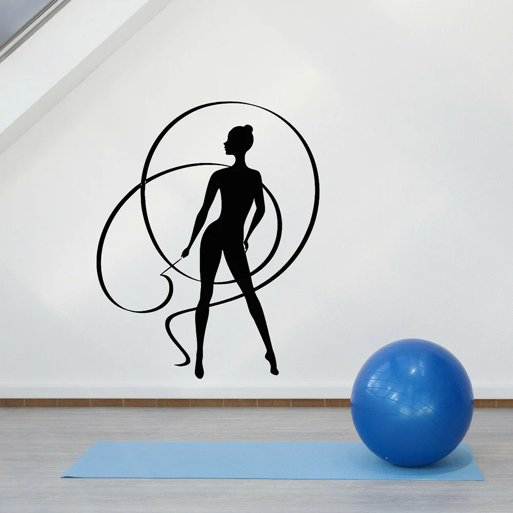 Наклейка на стену Танцующая девочка для детской комнаты украшение дома