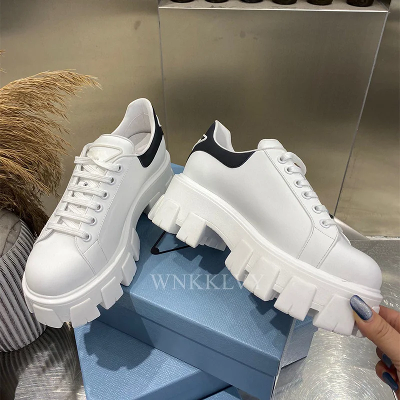 

Runway Flat Platform Casual Shoes Women Thick Sole Round Toe Genuine Leather Lace Up Brand Sneakers British Style Walk Shoes