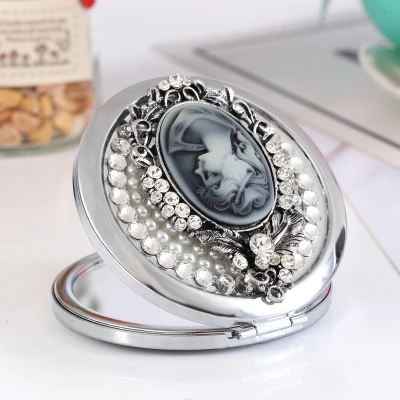 1 шт. компактное карманное Портативное двухстороннее складное зеркало для