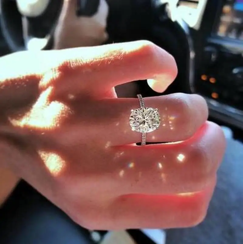 Женское кольцо из серебра 925 пробы с фианитом 5ct|Кольца| |