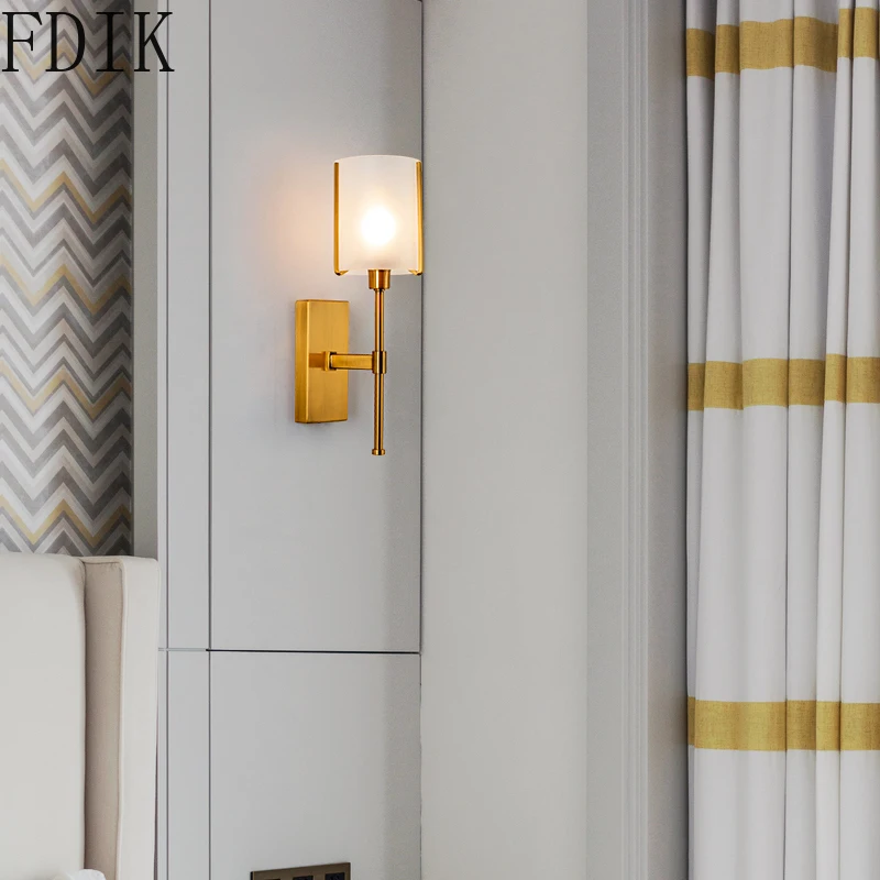 Скандинавский стеклянный настенный светильник современный Золотой