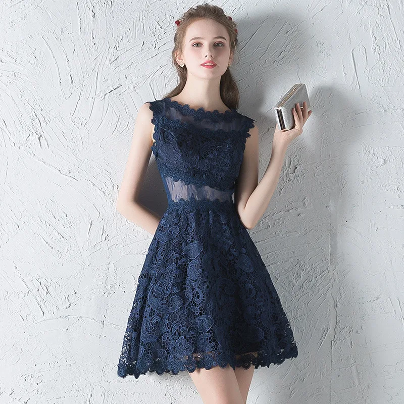 Кружевные вышитые короткие коктейльные платья бордового цвета элегантные для