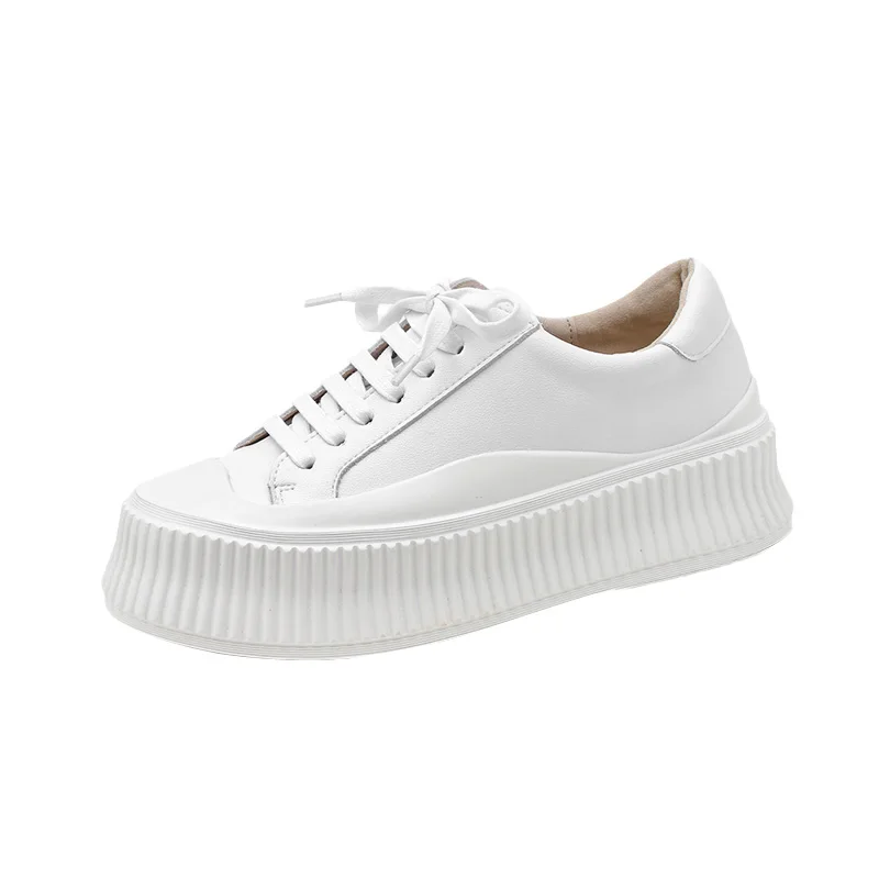 

2020 Summer new South Korean leather breathable thick soles small white shoes students lacing cake shoes casual sports shoes