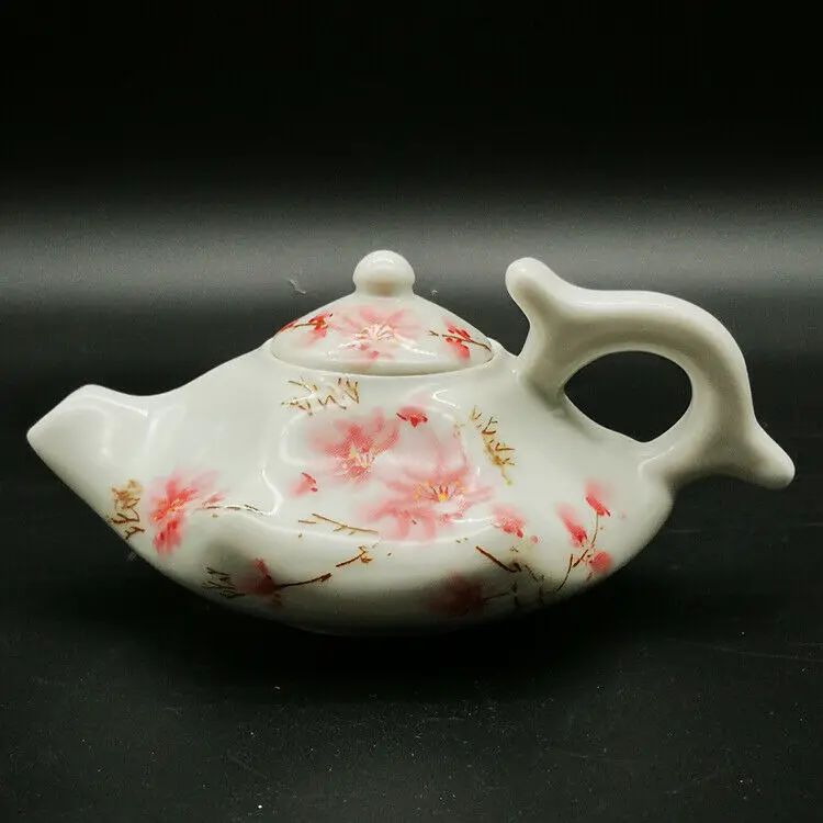 

Chinese Style Famille Rose Porcelain Peach Blossom Design Hexagon Teapot Tearoom Ornaments