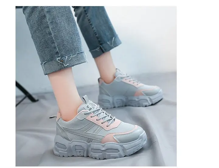 

Women Sports Breathable Outdoor Walking Vulcanize Shoes Woman Mesh Casual Lace-Up Ladies Shoes 2021 Fashion Female Sneakers