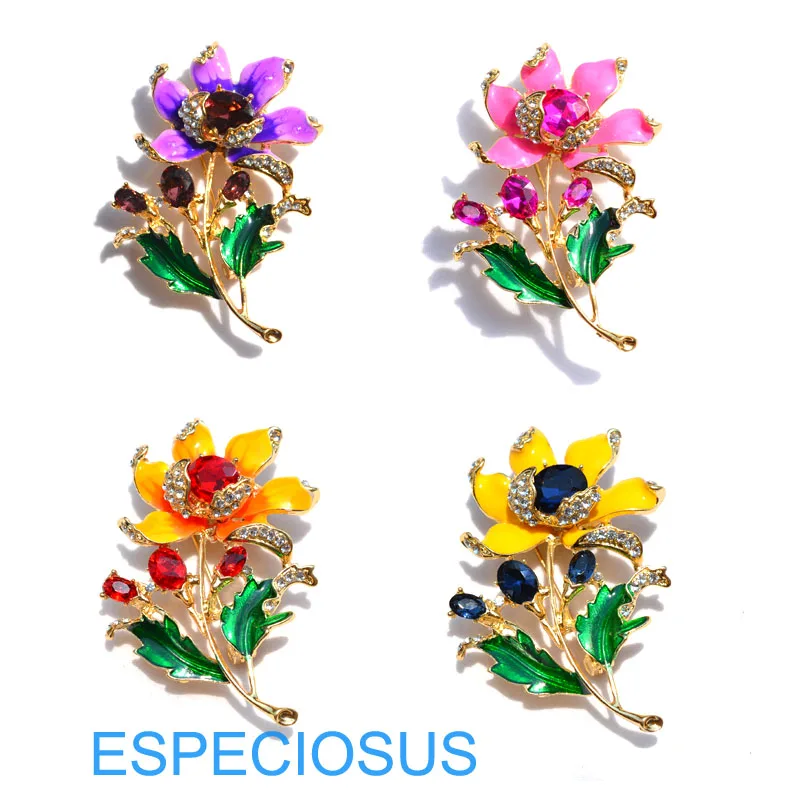 

Elegant Pin Gold Color Women Gifts Purple Color Flower Rhinestone Breast pin Accessories Jewelry Painted Metal Brooch Garments