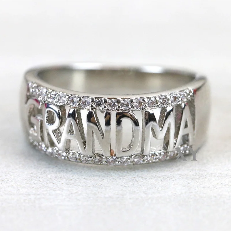 

New fashion hollow letter ring rhinestone electroplating alloy girl woman gift retro gold rose gold romantic ring wholesale 2020