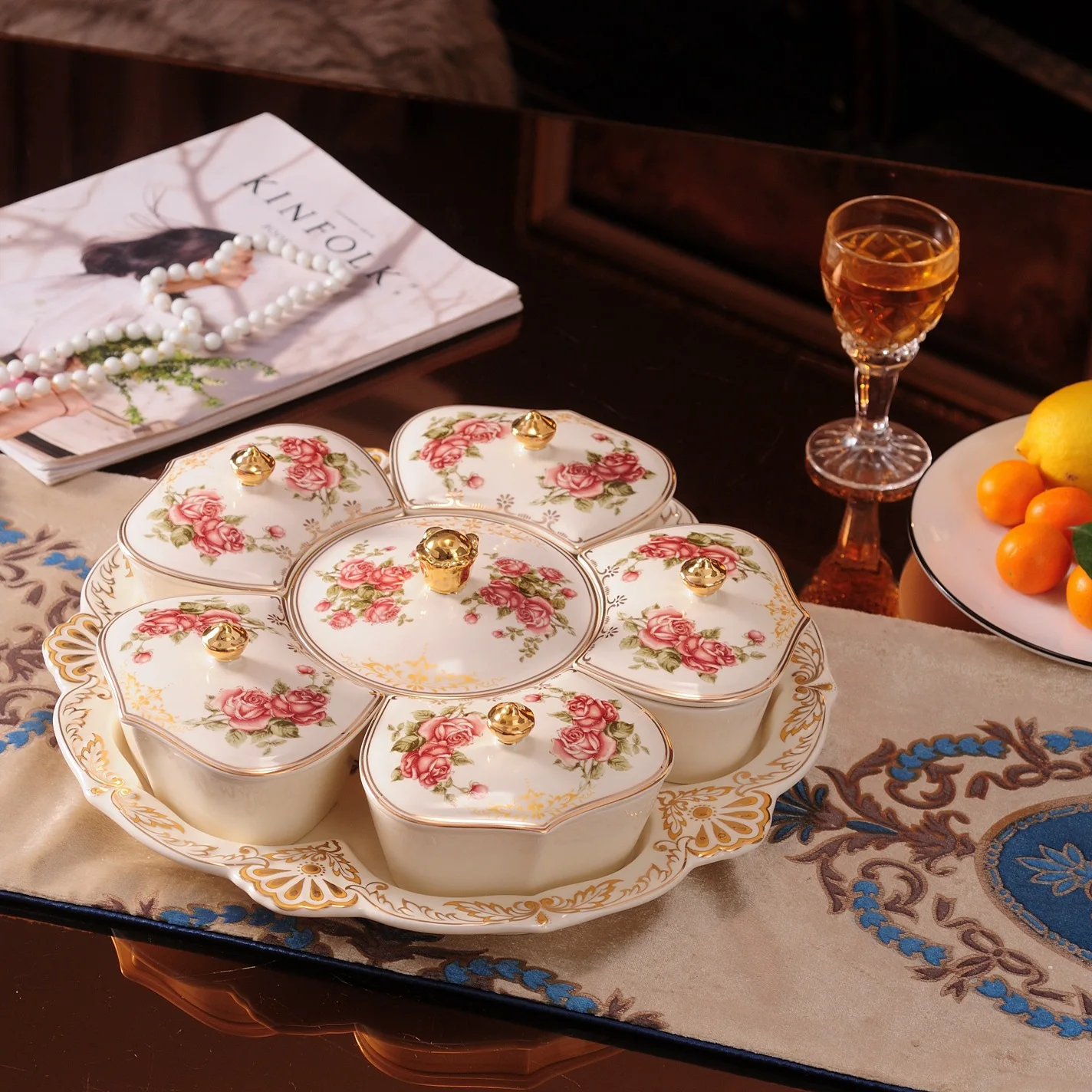 

Европейский лоток для сушеных фруктов, лоток для фруктов с крышкой, коробка для семян дыни, коробка для конфет, Современная креативная женск...
