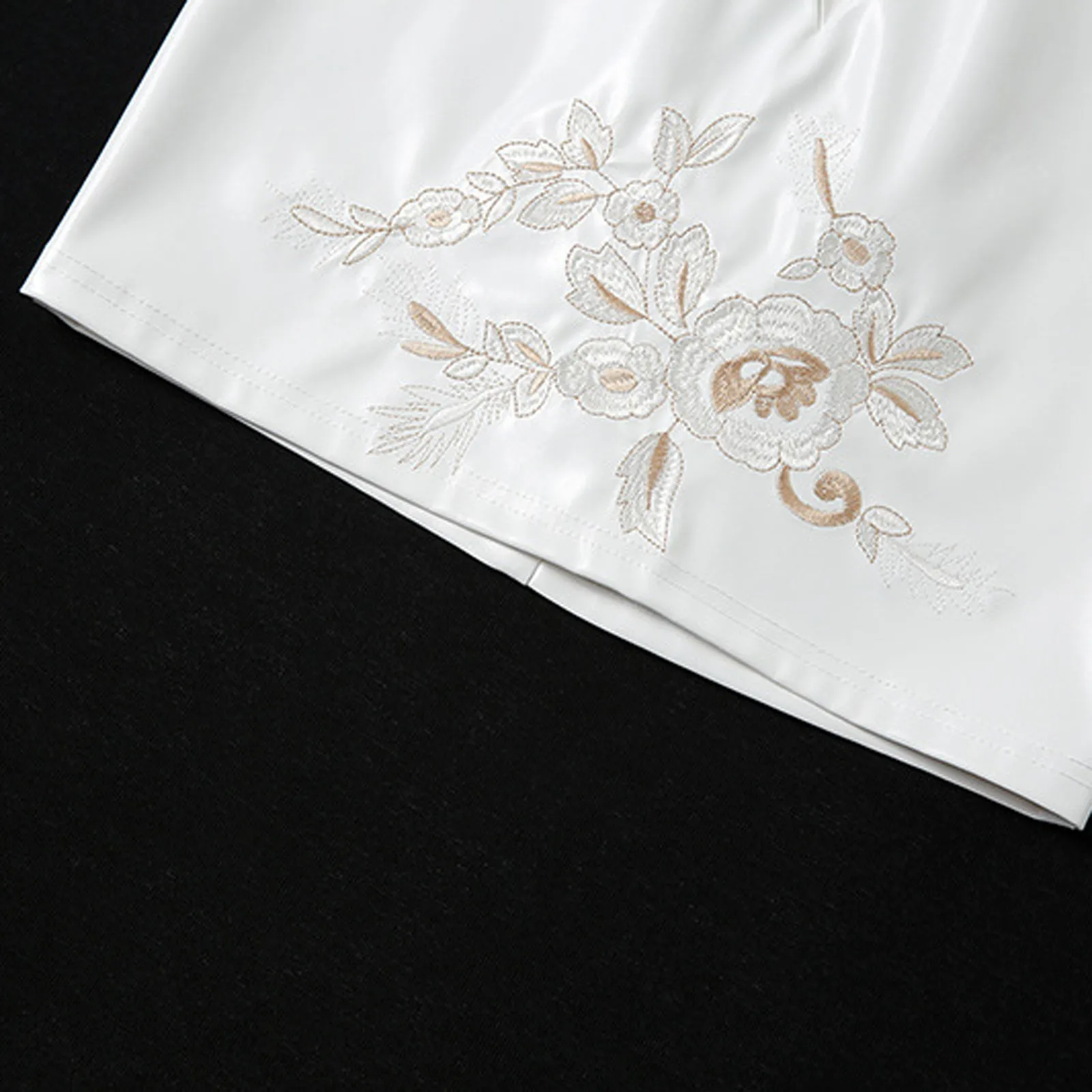 

Verano de las mujeres de la moda falda de encaje de Color slido de bolso de la cintura de la cadera delgada corto P84