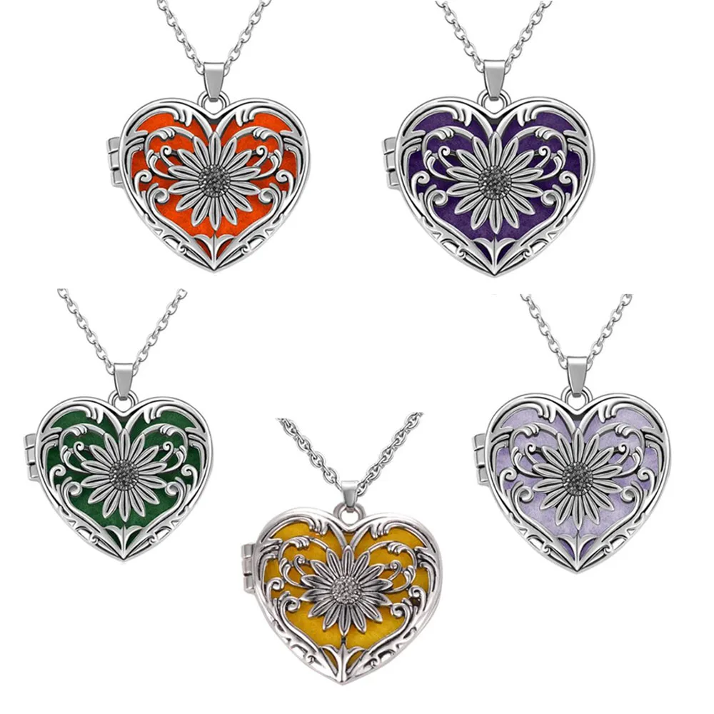 

Aroma Diffuser Sun Flower Necklace Open Antique Vintage Lockets Pendant Perfume Essential Oil Aromatherapy With Pads