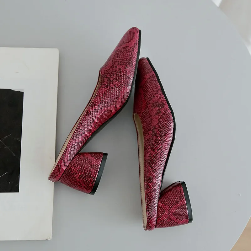 Женские туфли на квадратном каблуке YMECHIC винтажные туфли-лодочки красного