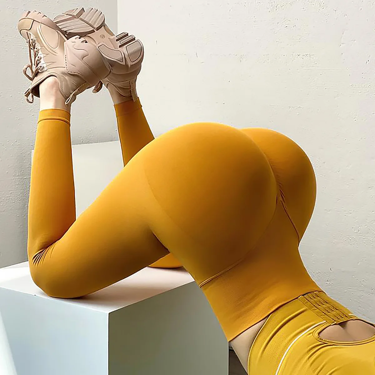 

Персиковые штаны для фитнеса и бега, спортивные Леггинсы, эластичные штаны для йоги с высокой талией, персиковые штаны