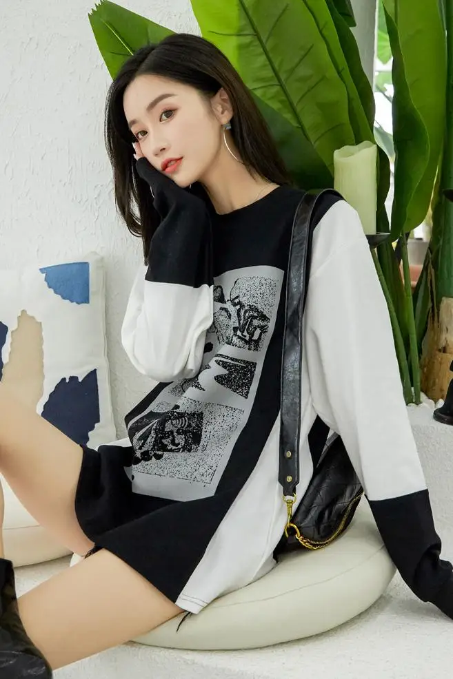 

CHEERART Fall 2019 Sweatshirt Women Graphic Hoodies Black White Loose Sweat Shirt Korean Fashion Hoodie Clothes