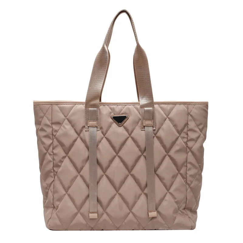 

Brand Designer Women's Tote Bags 2021 Autumn Winter New Lady Shoulder Bag High Quality Nylon Handbags Large Capacity Shopper Bag