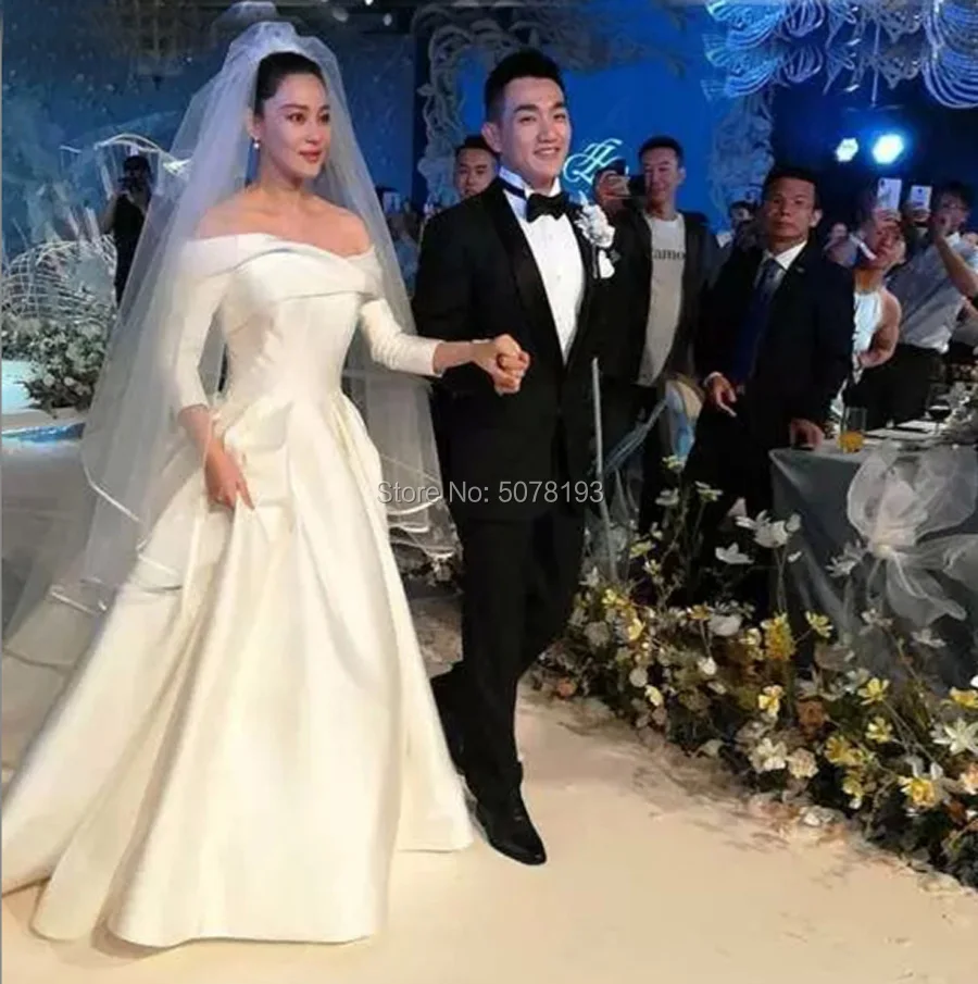 8148boat-neck off-the-shoulder natural A-line floor-length matte satin wedding dresses/gowns 2019 Celebrity Dress free shipping | Свадьбы и