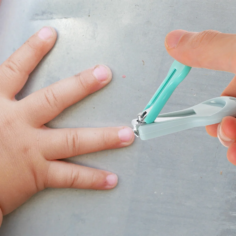 

4pcs Baby Nail Clippers Tweezers Infant Nail Scissors Nail File Kit with Box