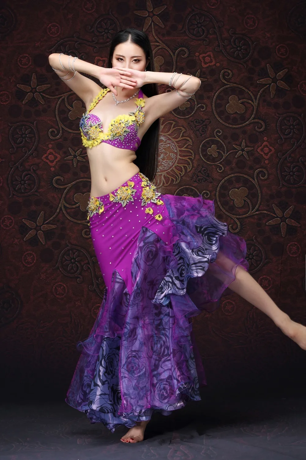 Belly Dancing Clothes Performance Women Dancewear for Oriental Dance Outfits Belly Dance Beaded Costume 2pcs/set Bra and Skirt