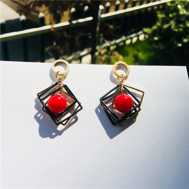 

Korean Temperament Earrings Geometric Rhombus Cherry Beads Wild Earrings Japanese and Korean Fashion Elegant Jewelry