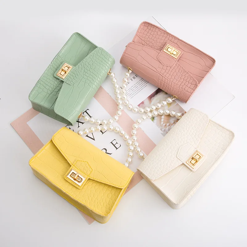 

2021 New Girls Casual Messenger Bags Female Fashion Shoulder Bag Ladies Single Travel Small Crossbody Bags Pearl Chain Handbags