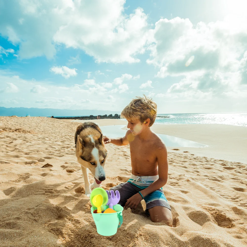 

1Set Beach Ice Cream Bucket for Kids Beach Sand Playing Accessories Random Model (Colorful)
