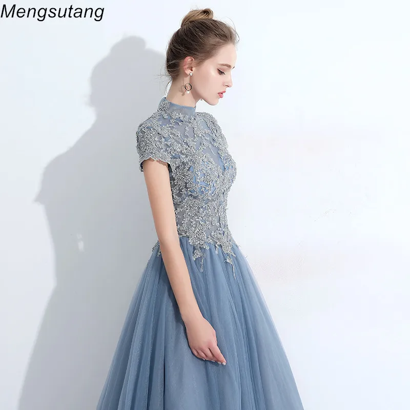 Женское вечернее платье с вышивкой бисером и рукавом крылышком вечерние платья