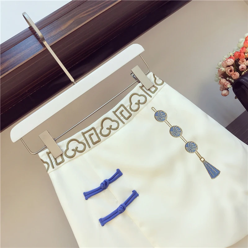 Женский костюм из двух предметов с вышивкой желтая длинная футболка и