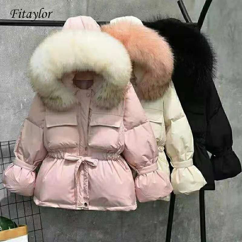 Fitaylor большой натуральный мех енота зимняя куртка для женщин 90% белый утиный пух пальто толстые теплые парки пояс завязывать короткие зимние пальто