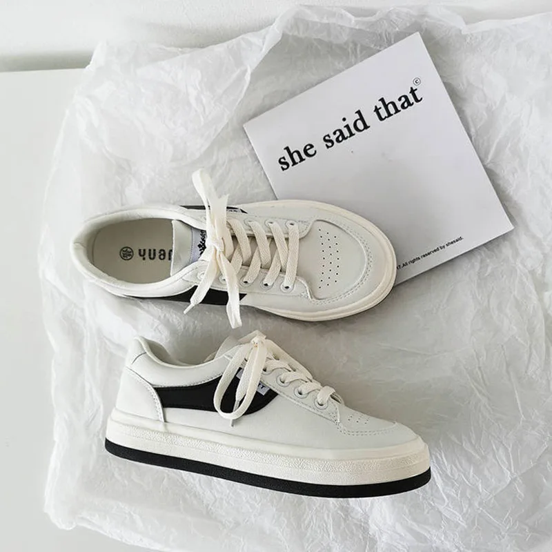 Women's Sports Shoes Leisure Shoes Running Shoes Spring and Autumn 2021 New Women's Fashion Outdoor Flat Bottom Vulcanized Shoes