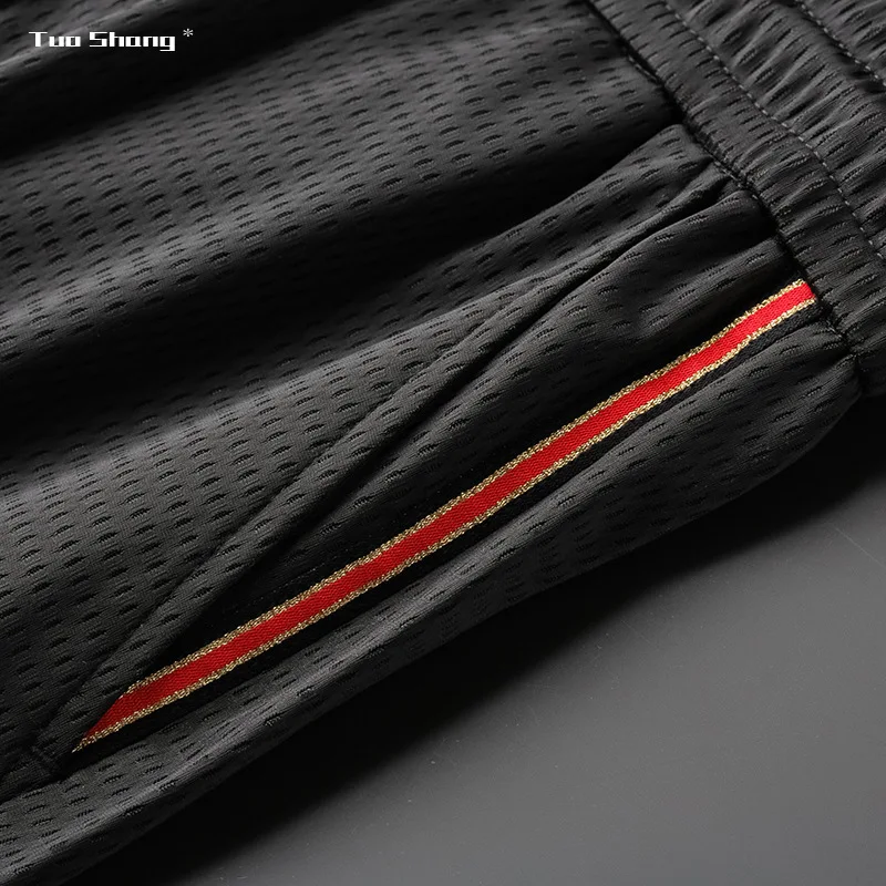 

2021 Fashion High Quality Bee Embroidery Men Sports Jogger Black Pants Drawstring Stitching Ribbon Personality Casual Trousers