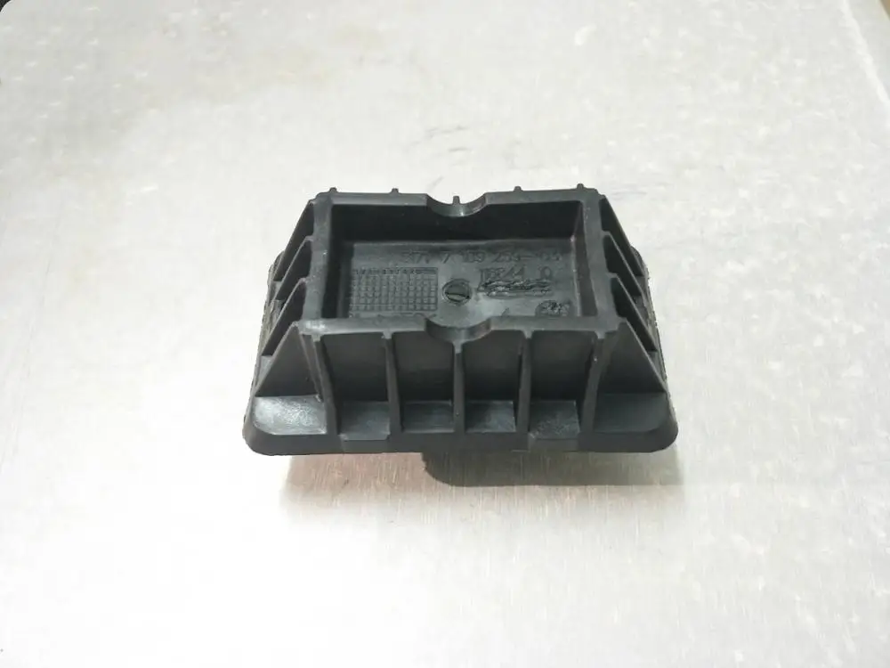 

Jack Pad for BMW F25 X3 F15 X5 E70 X6 Under Car Support 51717189259