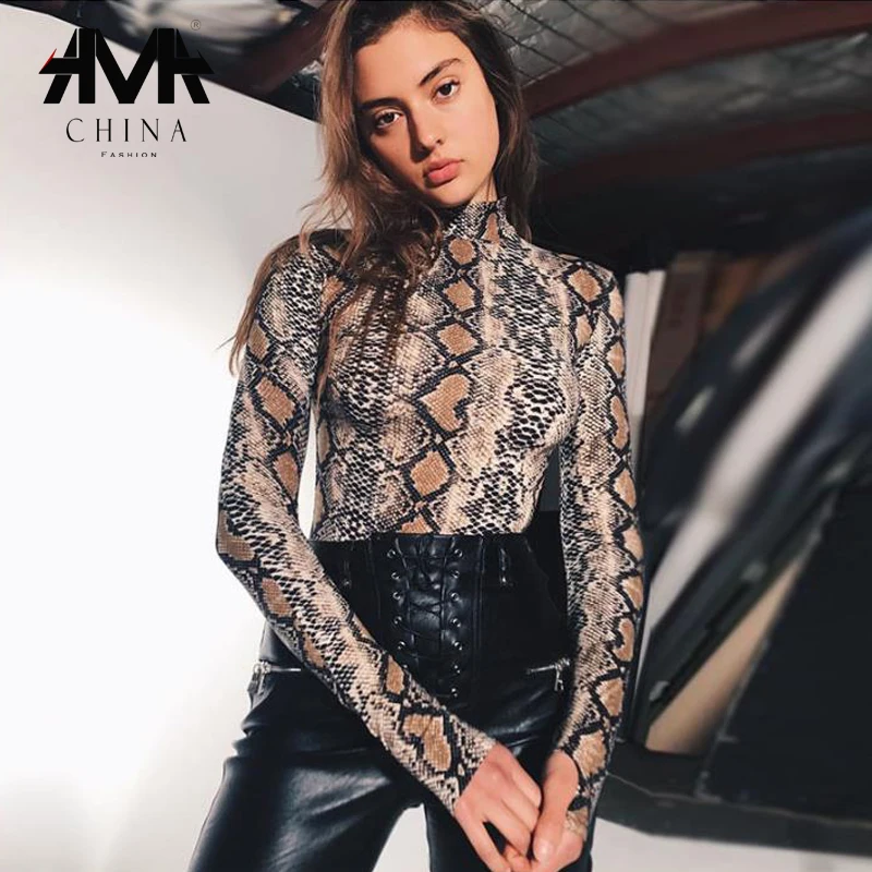 Модная облегающая футболка с принтом змеиной кожи длинным рукавом Весенняя со