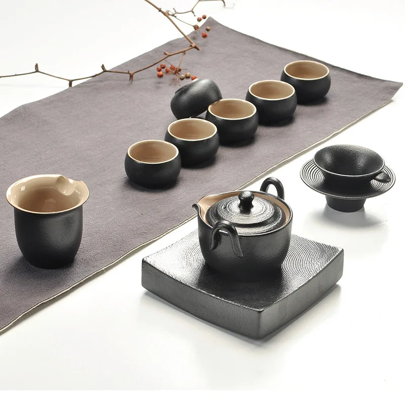 

Chinese Kung Fu Ceramic Teapot Cup Coffee Cup Gift Travel Portable Tea Set, very suitable for use in the office or living room.