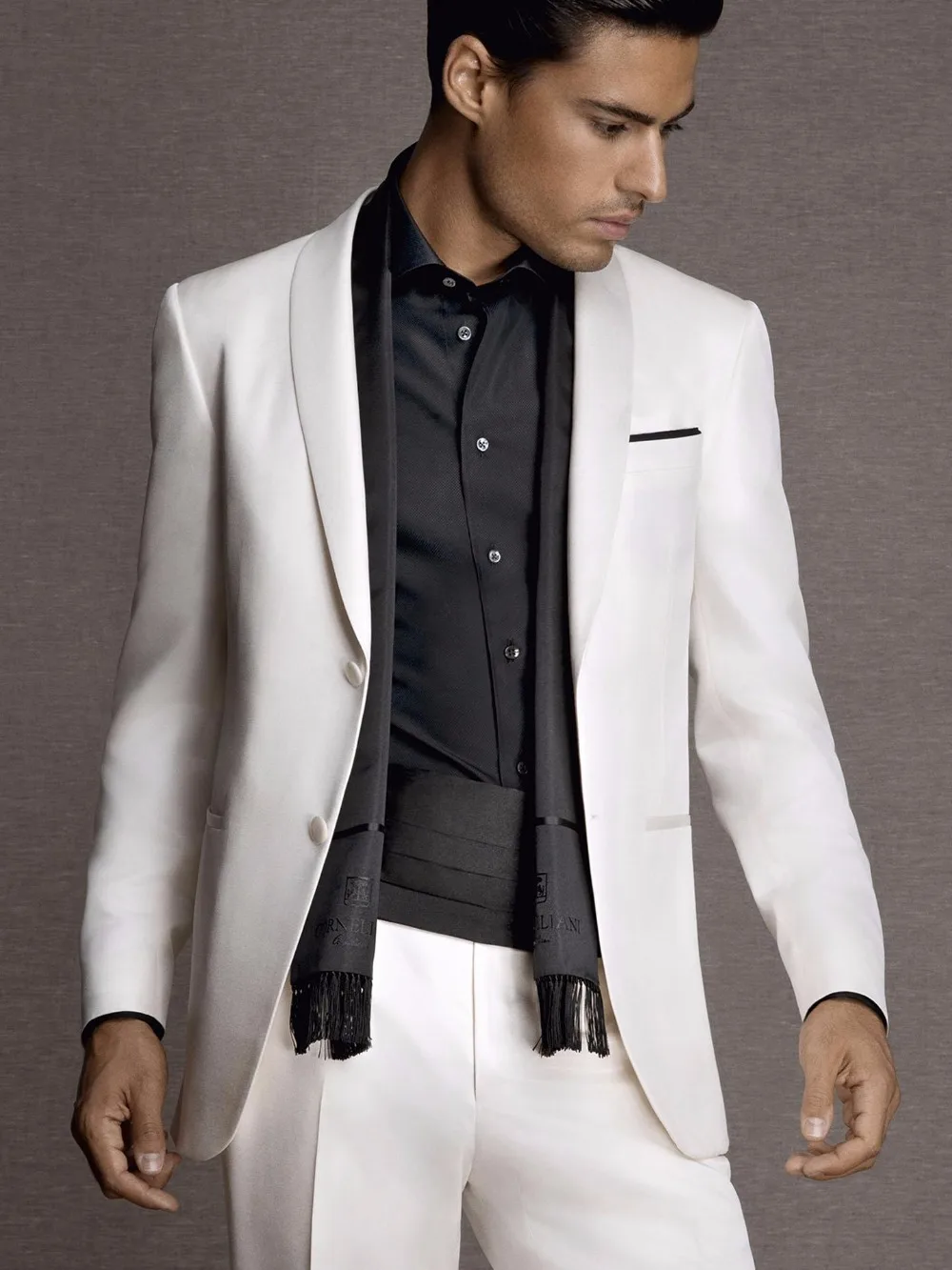 Новинка 2020, дизайнерский пиджак и брюки, белый официальный мужской костюм с воротником-шалью, приталенный Свадебный Блейзер, мужской нежный...