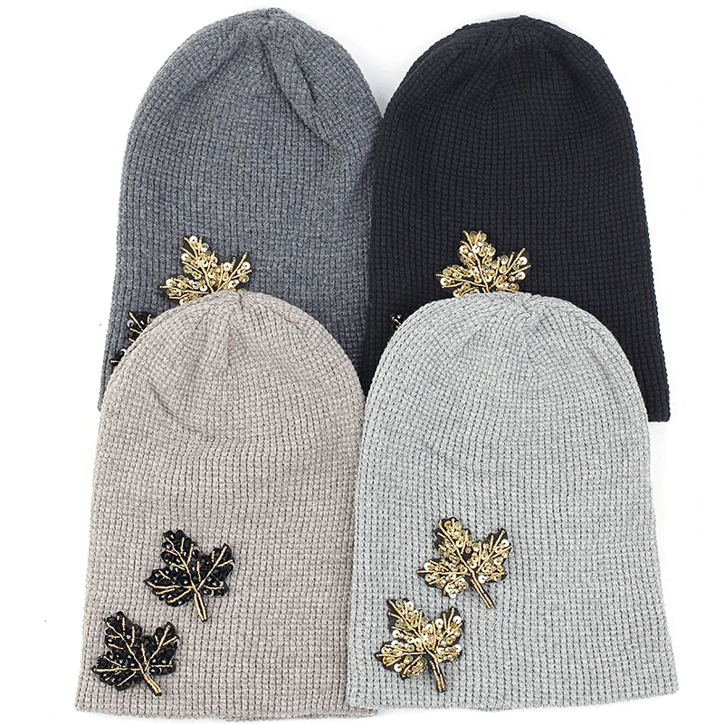 Однотонная кашемировая Вязаная Шапка-бини с 2 аксессуарами в виде кленовых